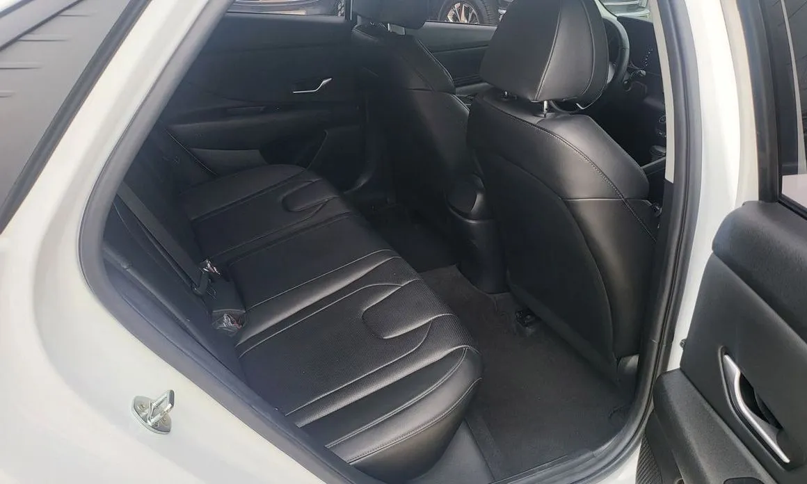 Hyundai AVANTE — фото 4