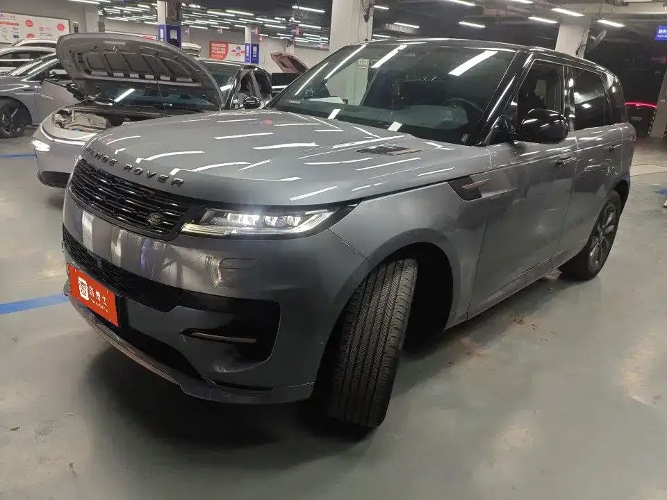 Land Rover Sport — фото 1
