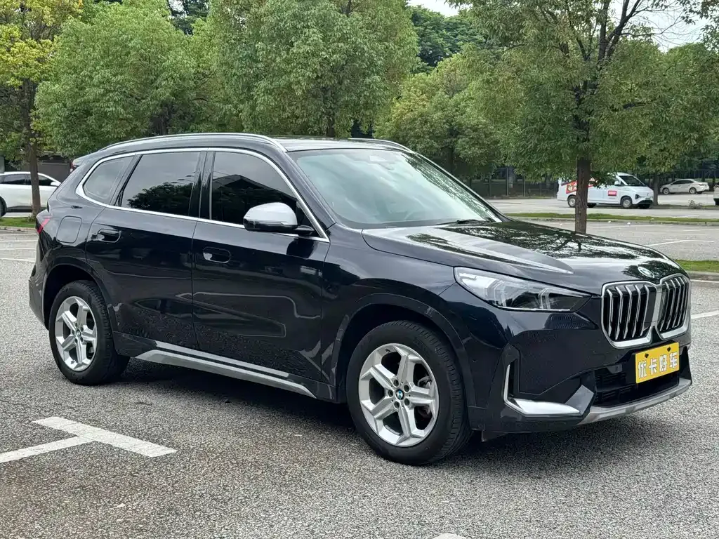 BMW X1 — фото 5