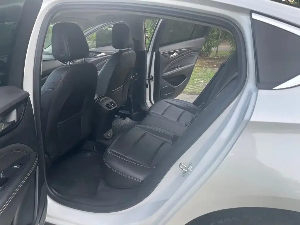 Buick Regal — фото 2