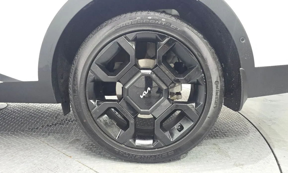 Kia Sorento — фото 9