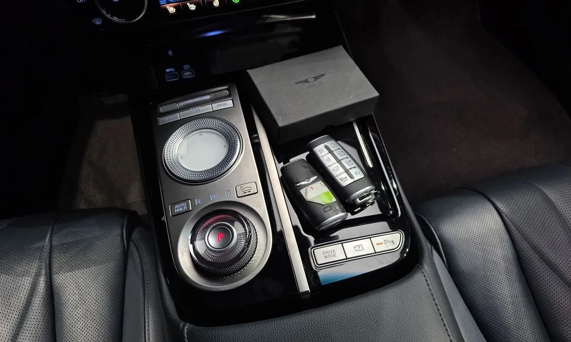 Genesis G80 — фото 10