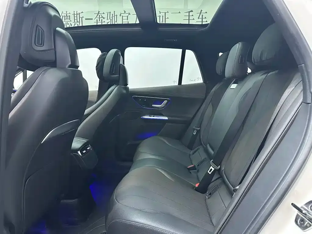 Mercedes-Benz EQE SUV — фото 10
