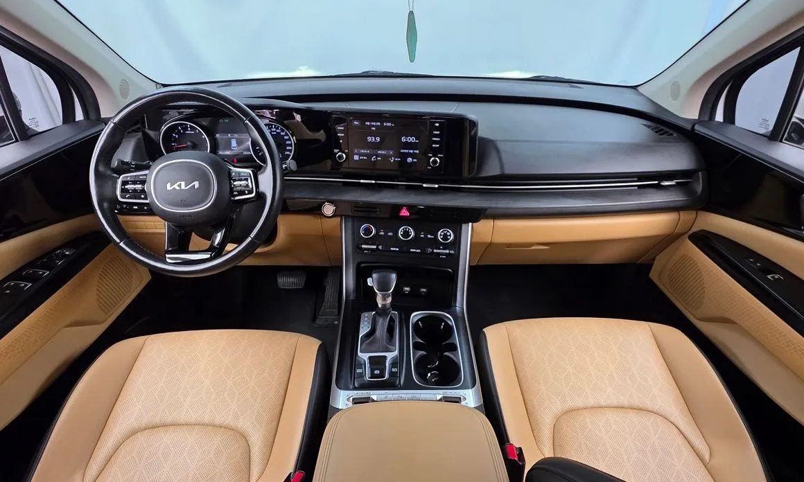 Kia Carnival — фото 10