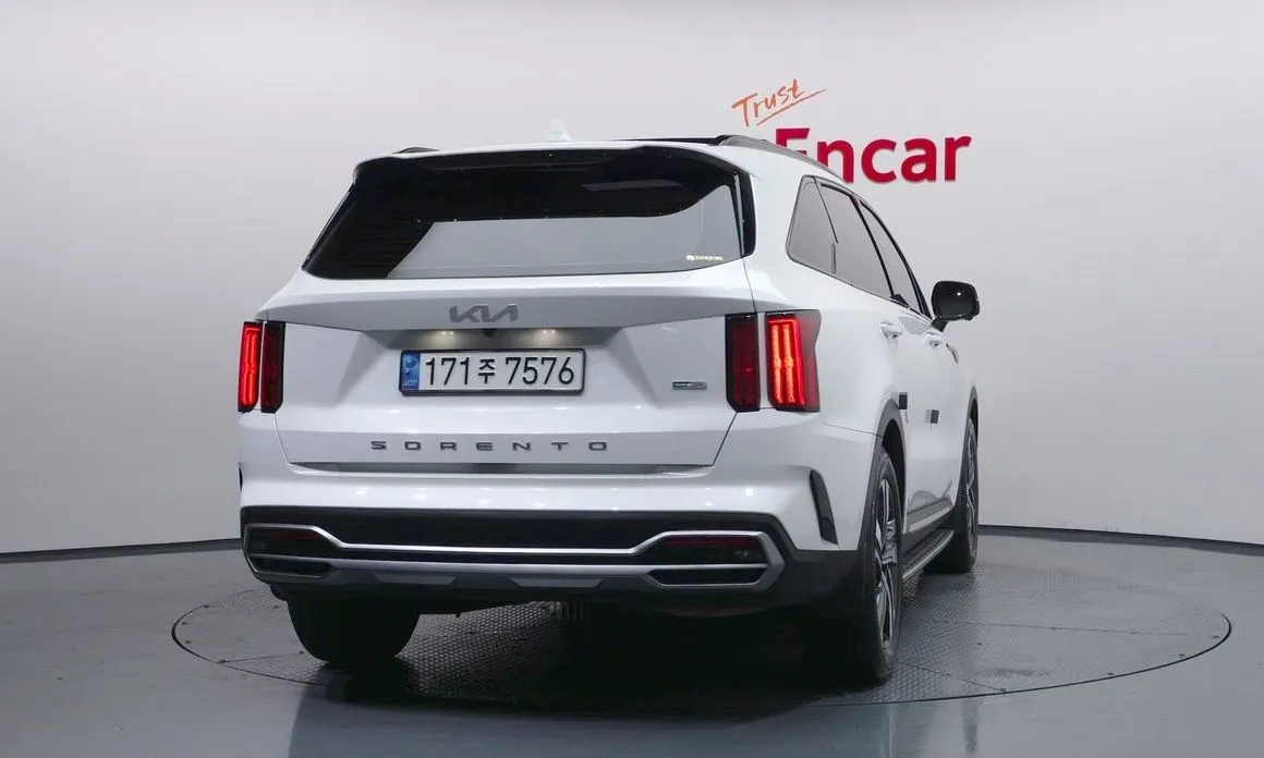 Kia Sorento — фото 3