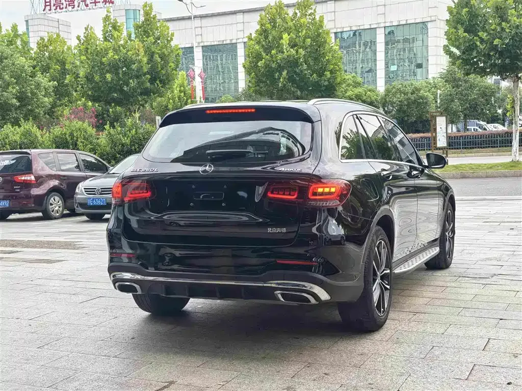 Mercedes-Benz GLC — фото 10