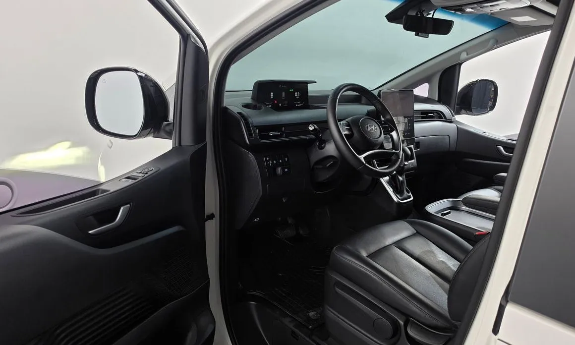 Hyundai Staria — фото 4