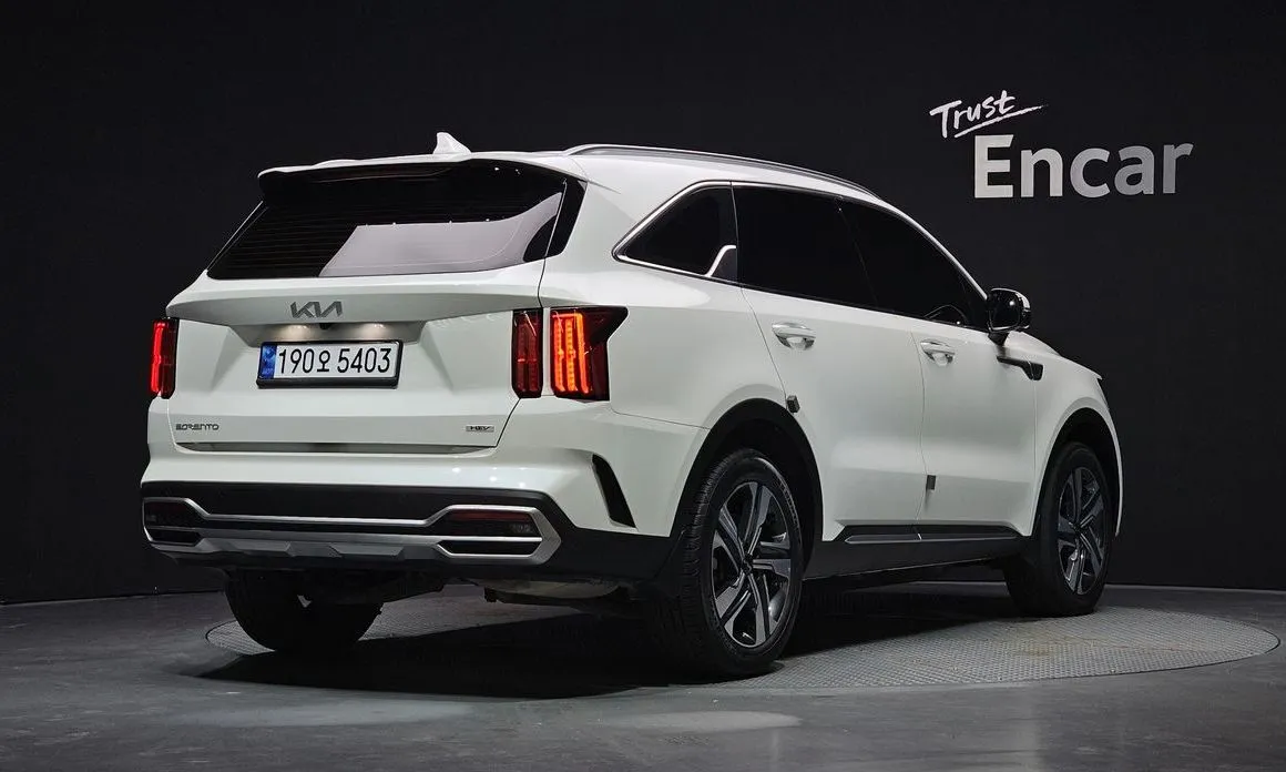 Kia Sorento — фото 3