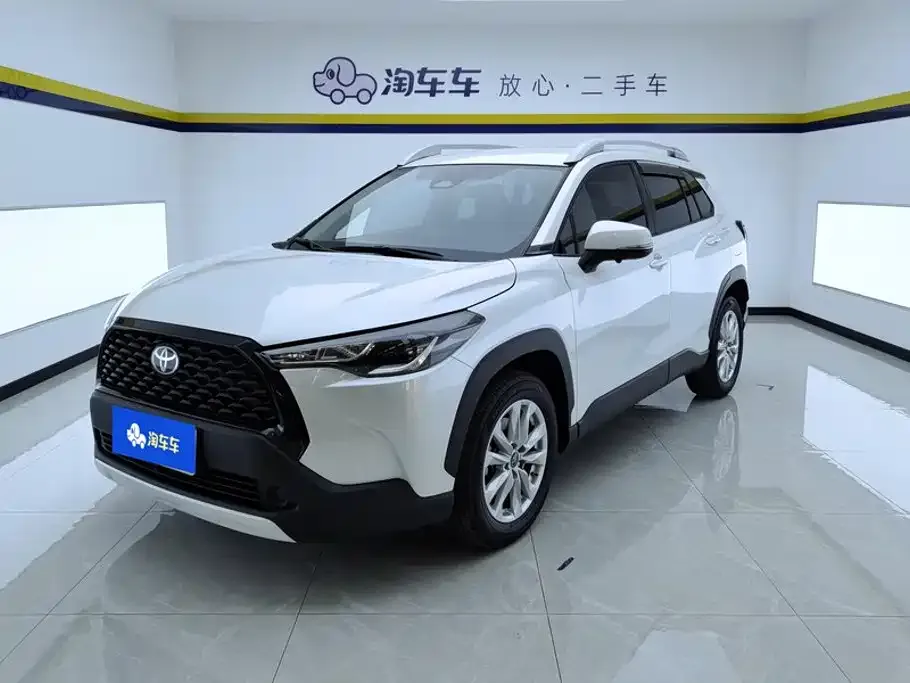 Toyota Corolla Cross — фото 1