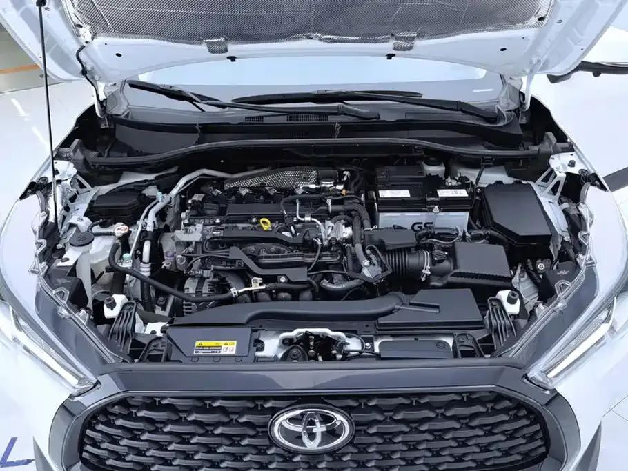 Toyota Corolla Cross — фото 10