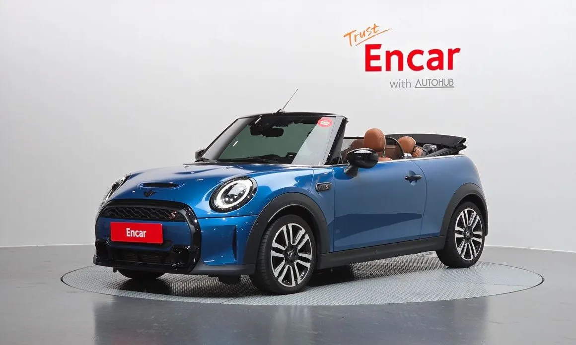Mini Cooper Convertible — фото 1
