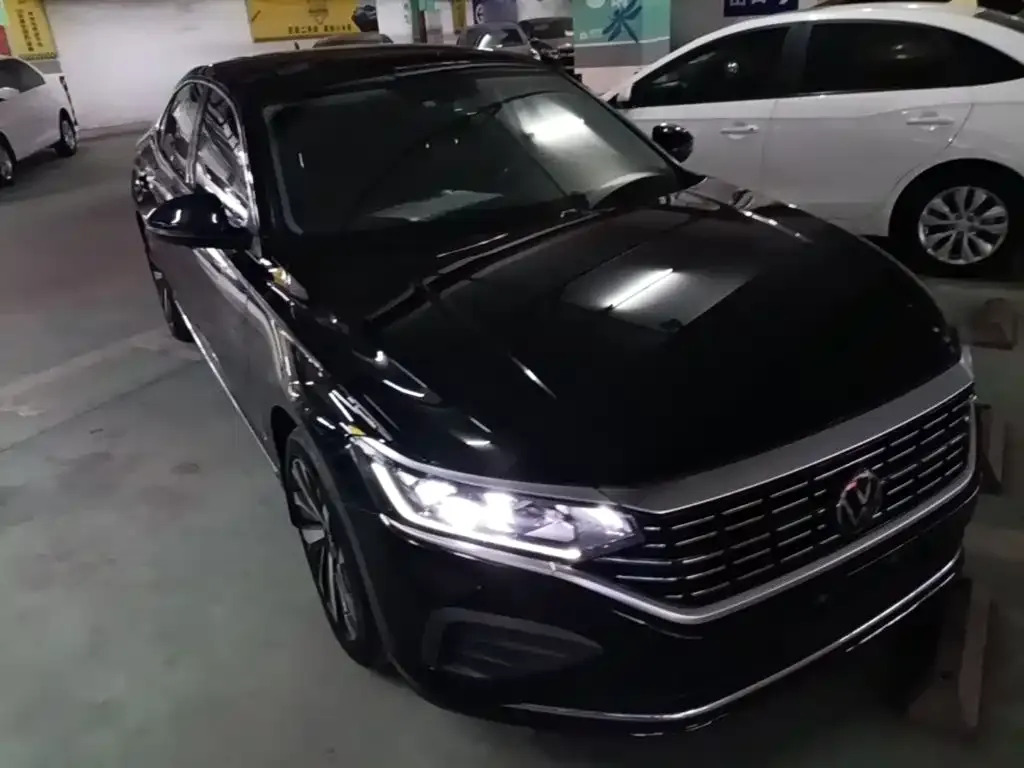 Volkswagen Passat — фото 5