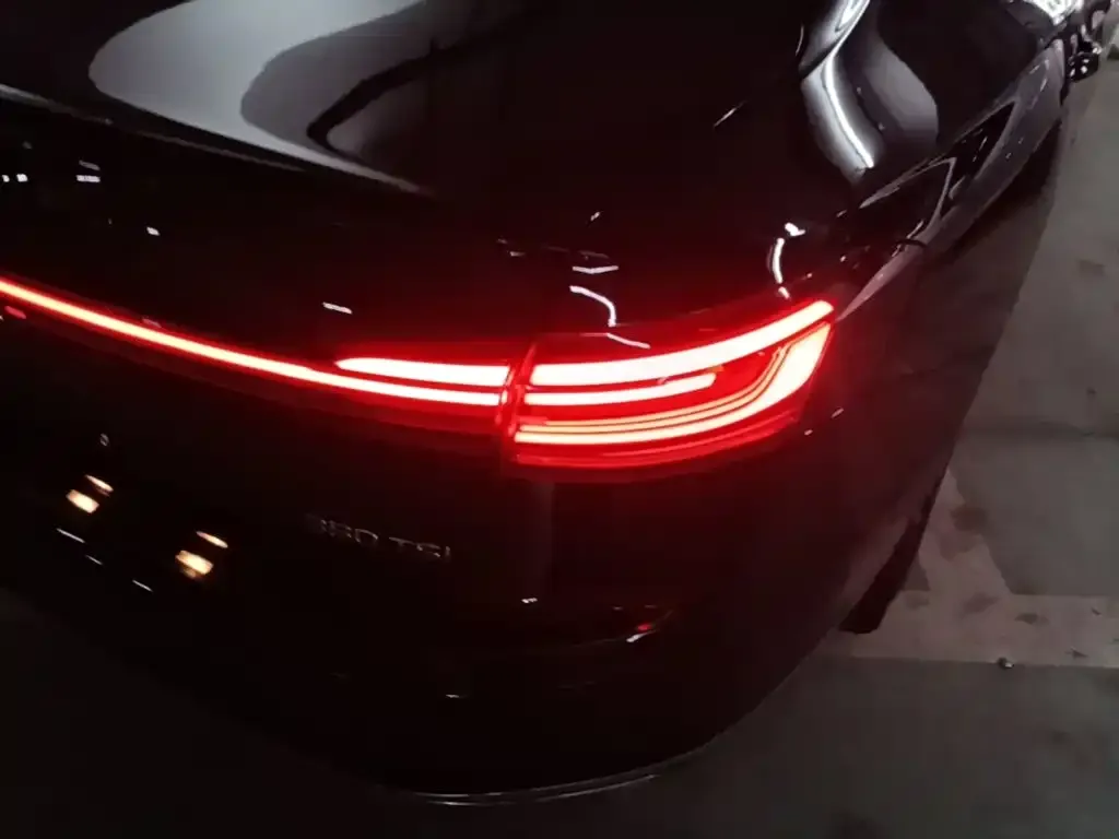 Volkswagen Passat — фото 9