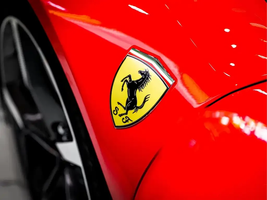 Ferrari SF90 — фото 2