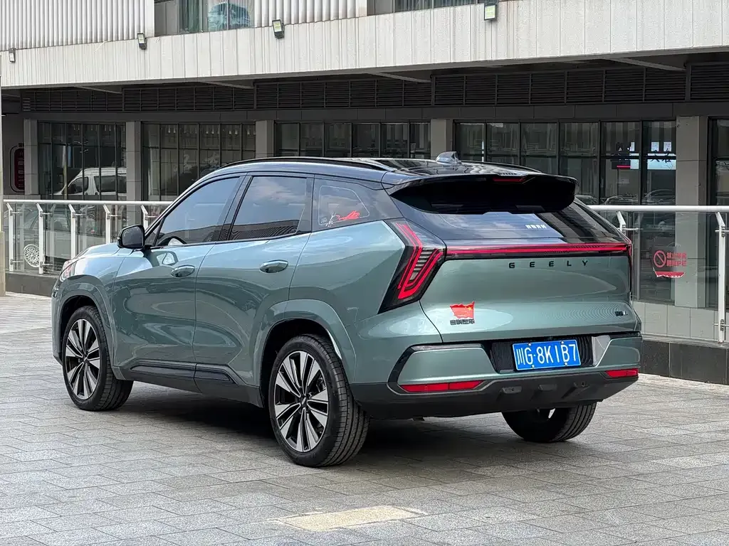 Geely Boyue L — фото 5