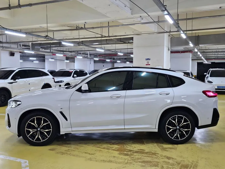 BMW X4 — фото 4