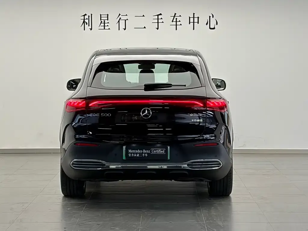 Mercedes-Benz EQE SUV — фото 2