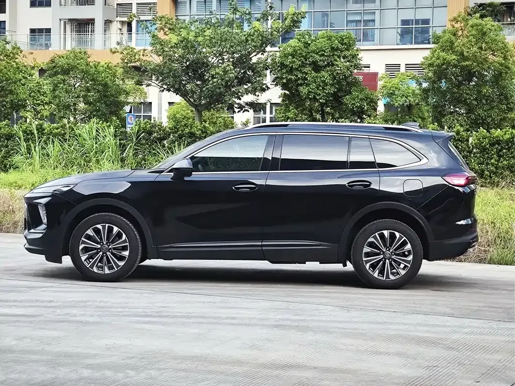 Buick Envision Plus — фото 10