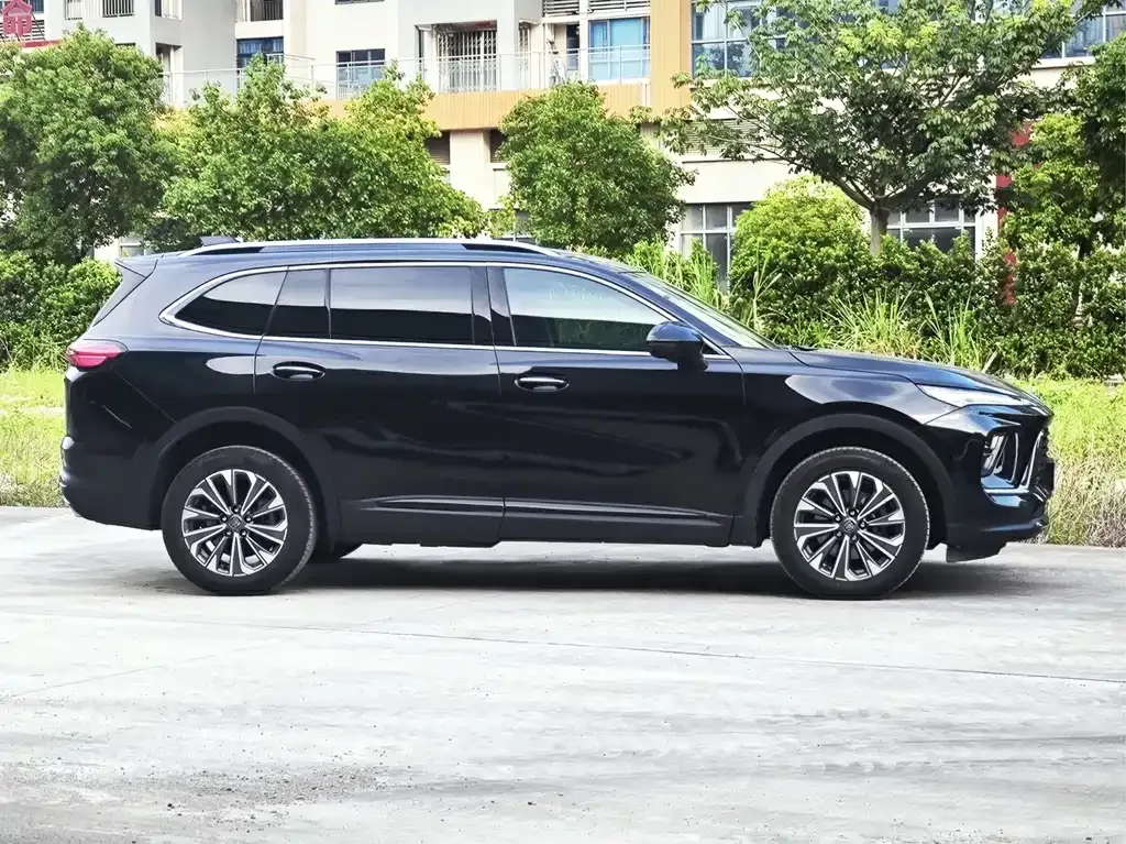 Buick Envision Plus — фото 9