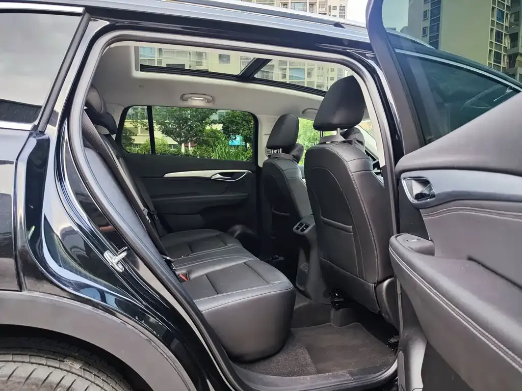 Buick Envision Plus — фото 2