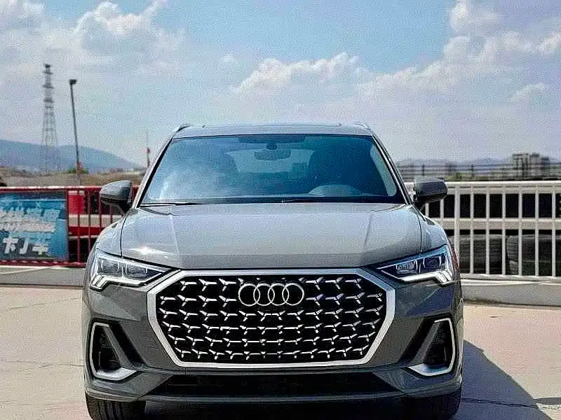 Audi Q3 — фото 3