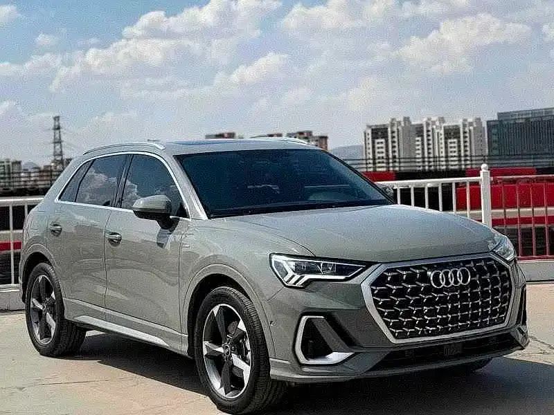 Audi Q3 — фото 7