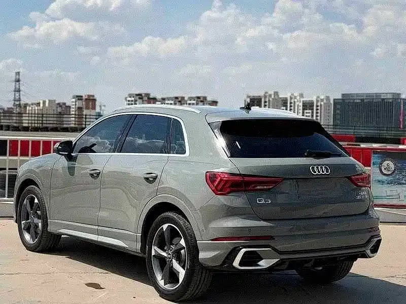 Audi Q3 — фото 5