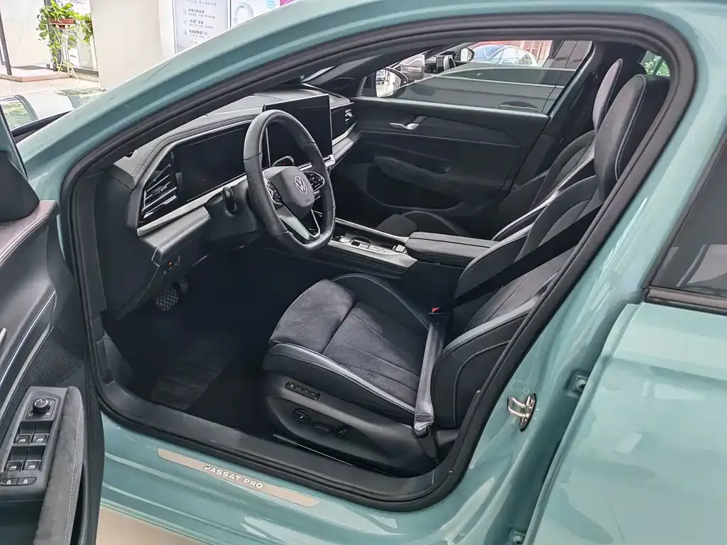 Volkswagen Passat — фото 9