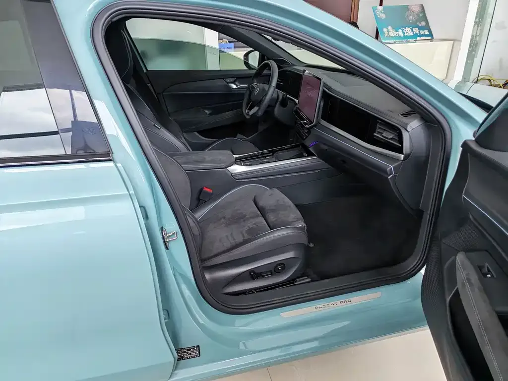 Volkswagen Passat — фото 6