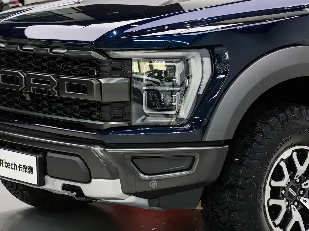 Ford F-150 Raptor — фото 10