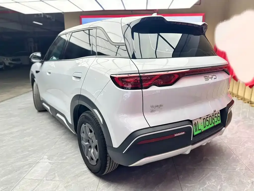 BYD Yuan UP — фото 10