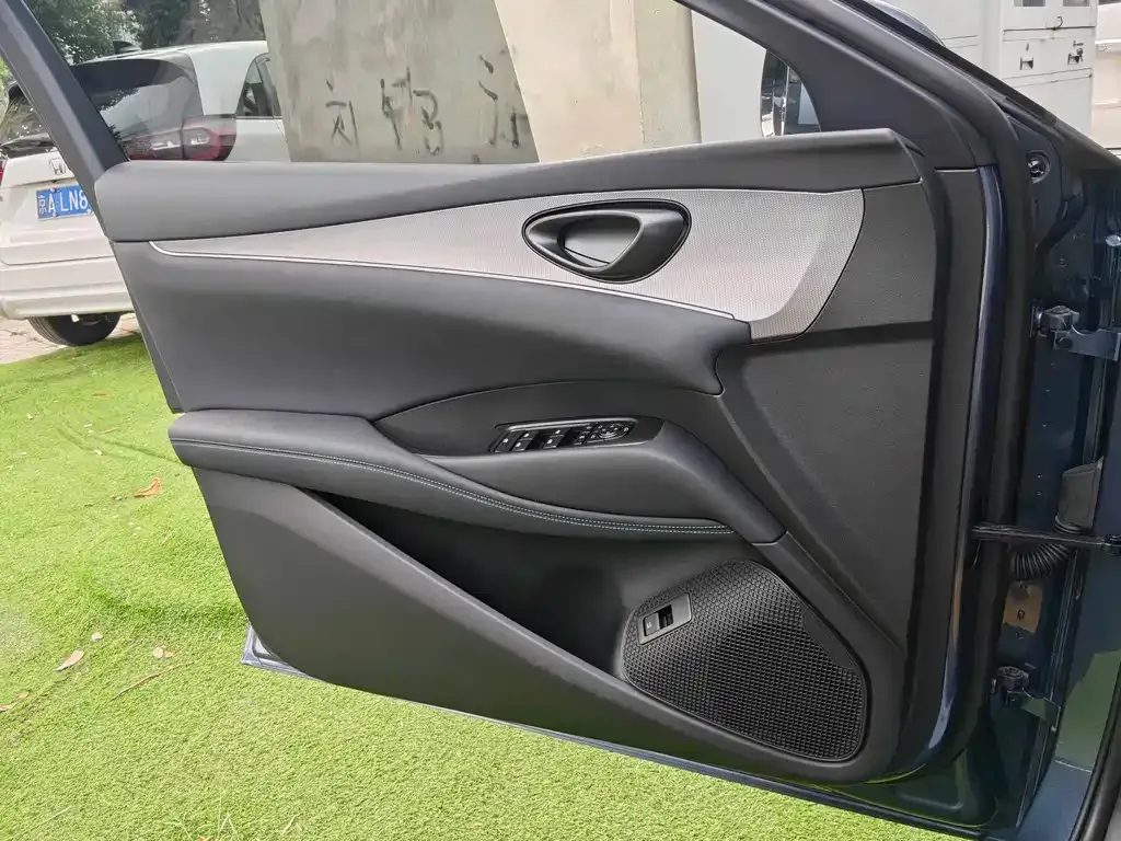 BYD Seal 06 DM-i Touring Edition — фото 2
