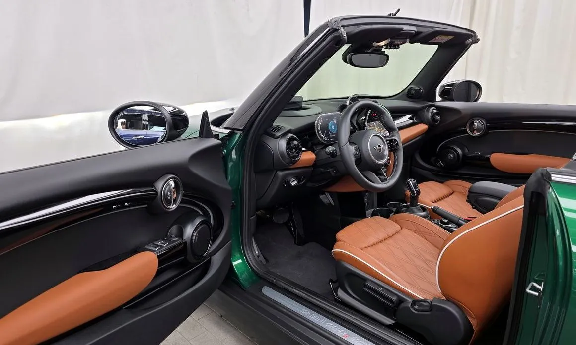 Mini Cooper Convertible — фото 3