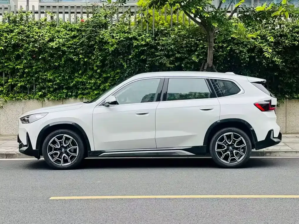 BMW X1 — фото 10