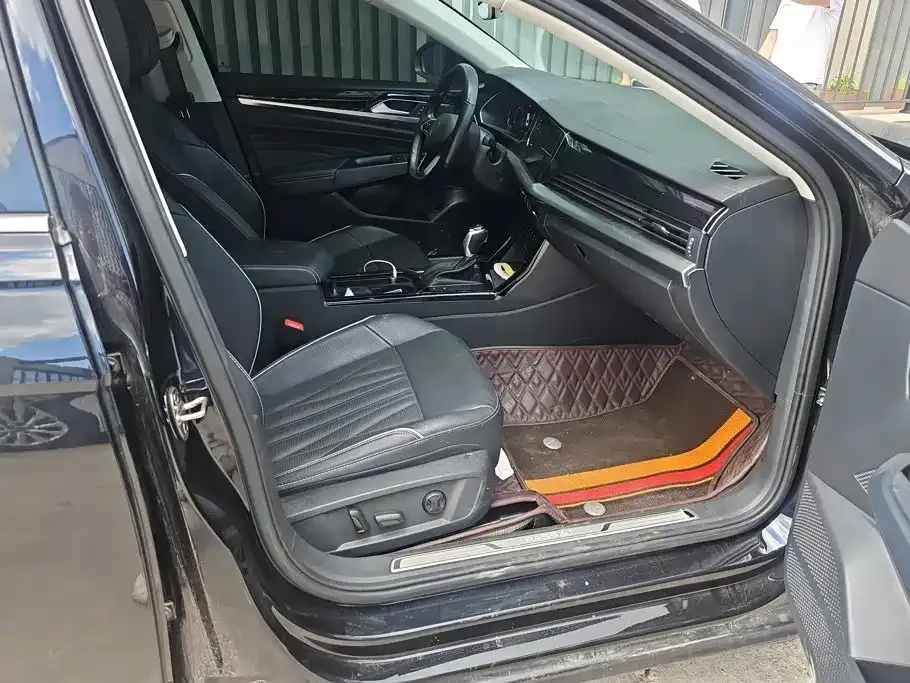 Volkswagen Passat — фото 9