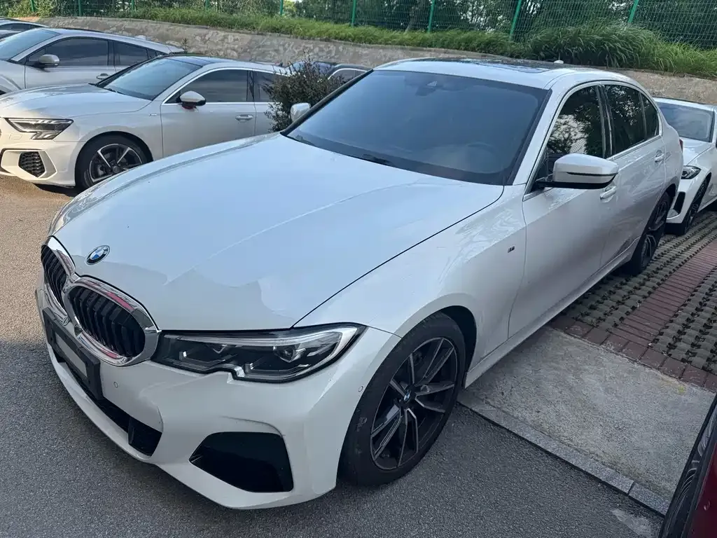 BMW 3 Series — фото 1