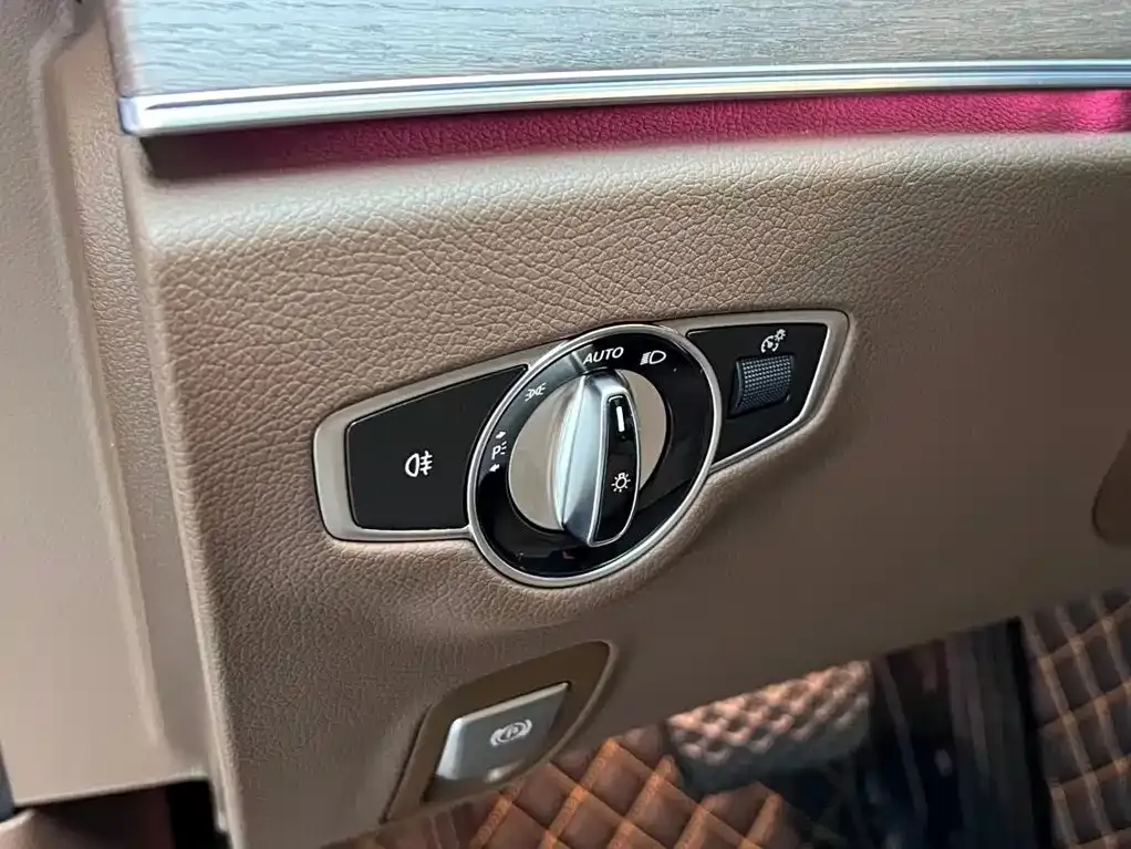 Mercedes-Benz E-Class New Energy — фото 6