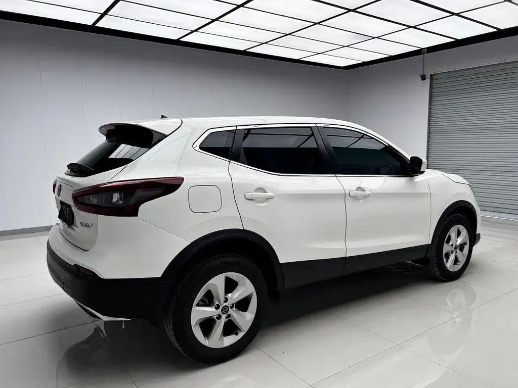 Nissan Qashqai — фото 3