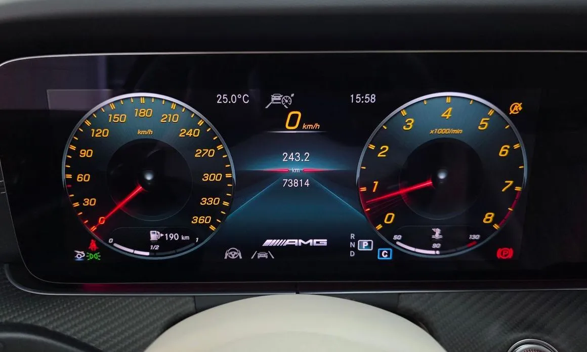 Mercedes-Benz AMG GT — фото 2