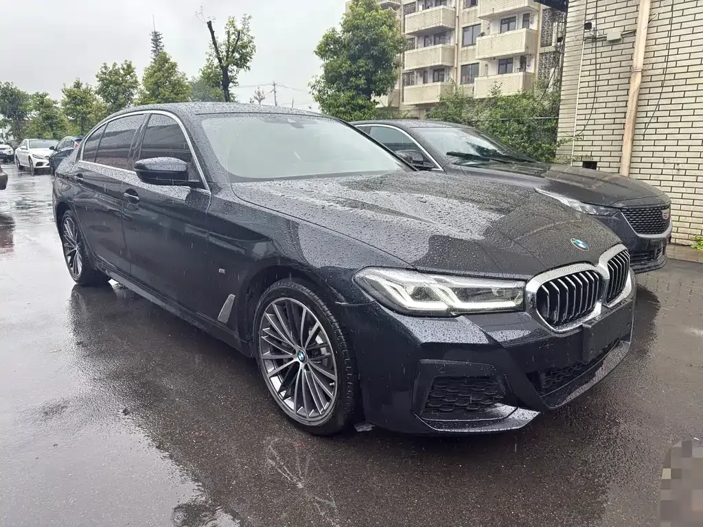 BMW 5 Series — фото 3