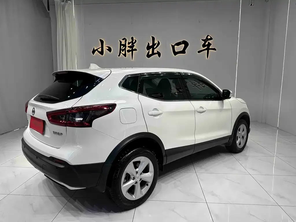 Nissan Qashqai — фото 4