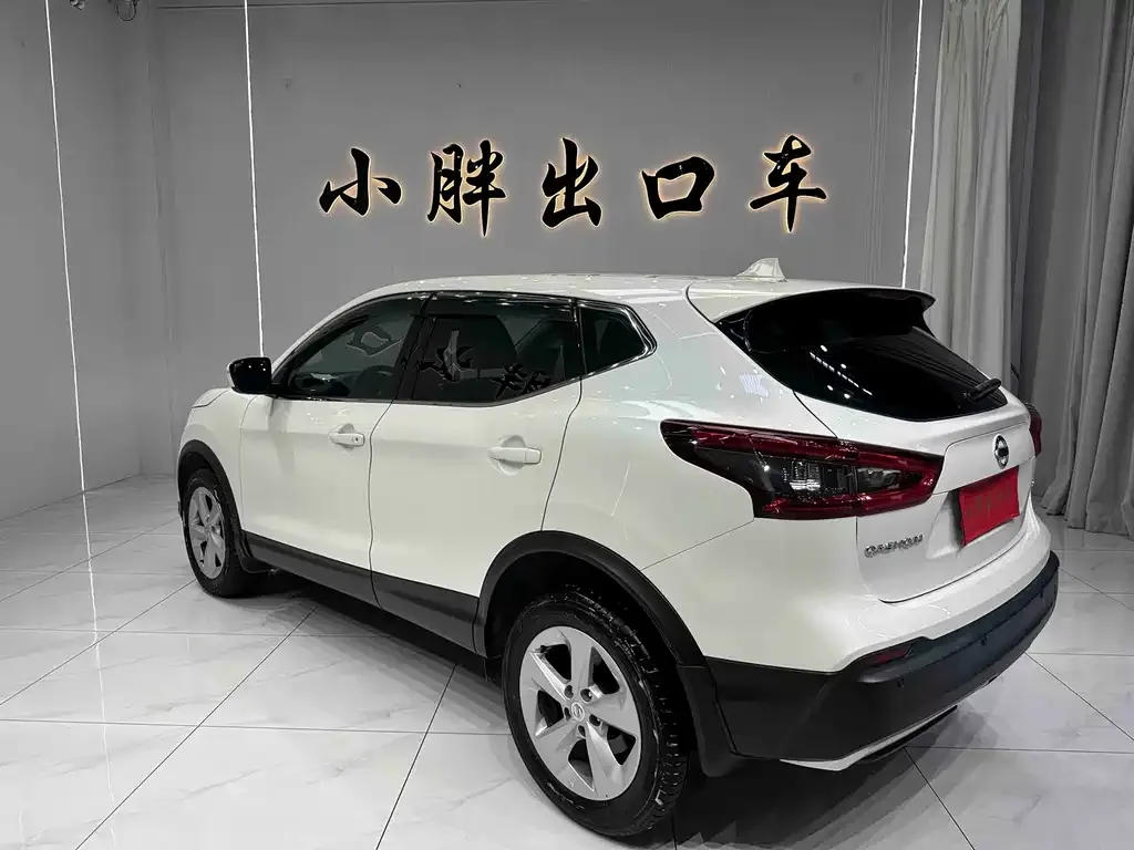 Nissan Qashqai — фото 9