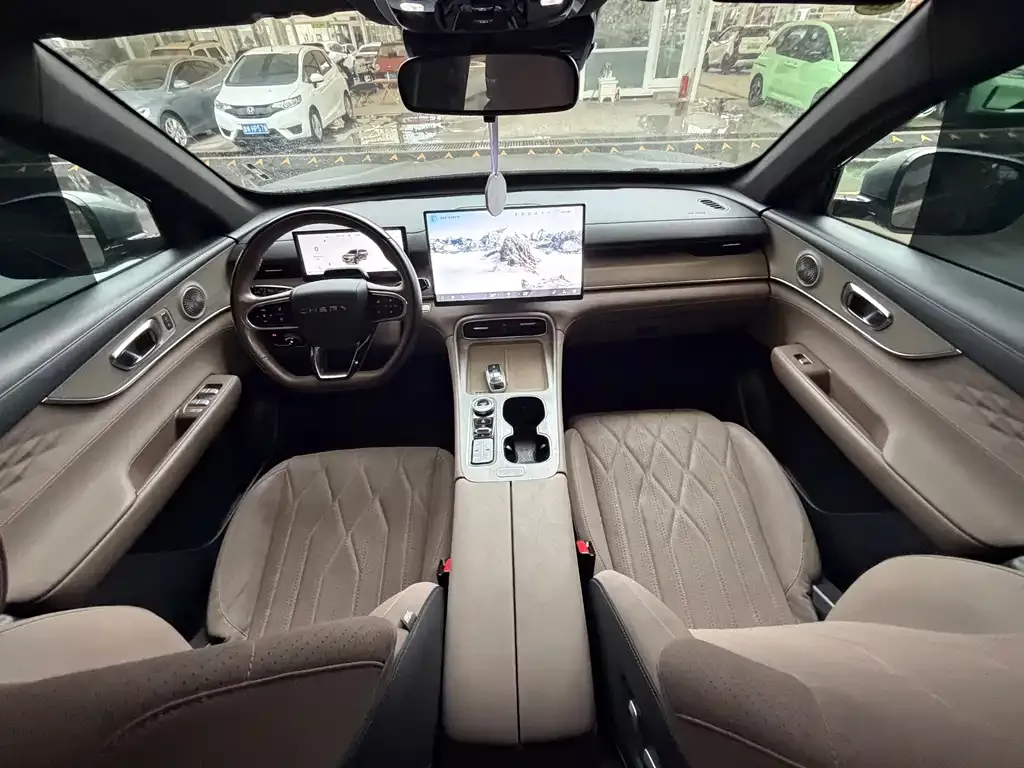 Chery Tiggo 8 PLUS — фото 10