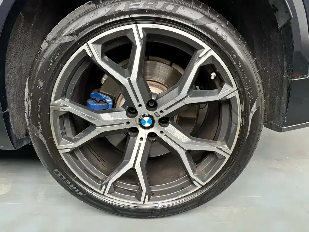 BMW X5 (Import) — фото 7