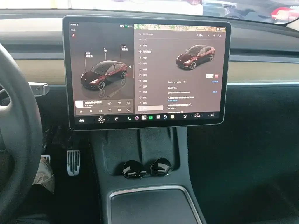 Tesla Model Y — фото 7