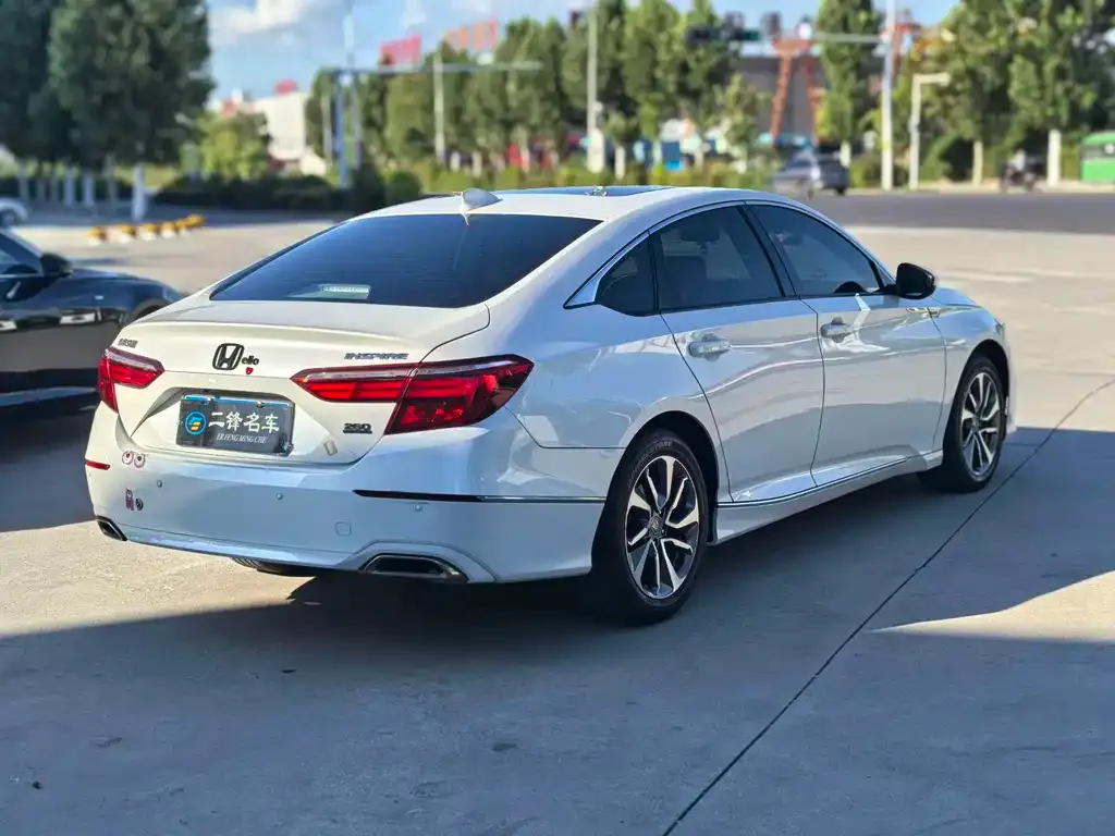 Honda Inspire — фото 5