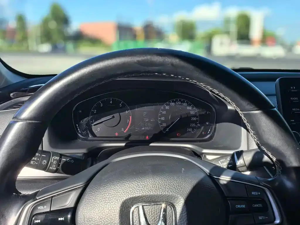 Honda Inspire — фото 6