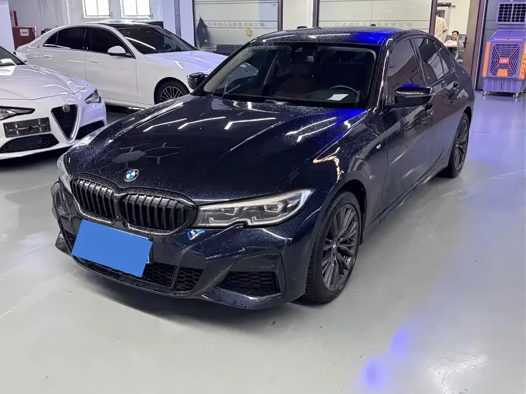 BMW 3 Series — фото 1