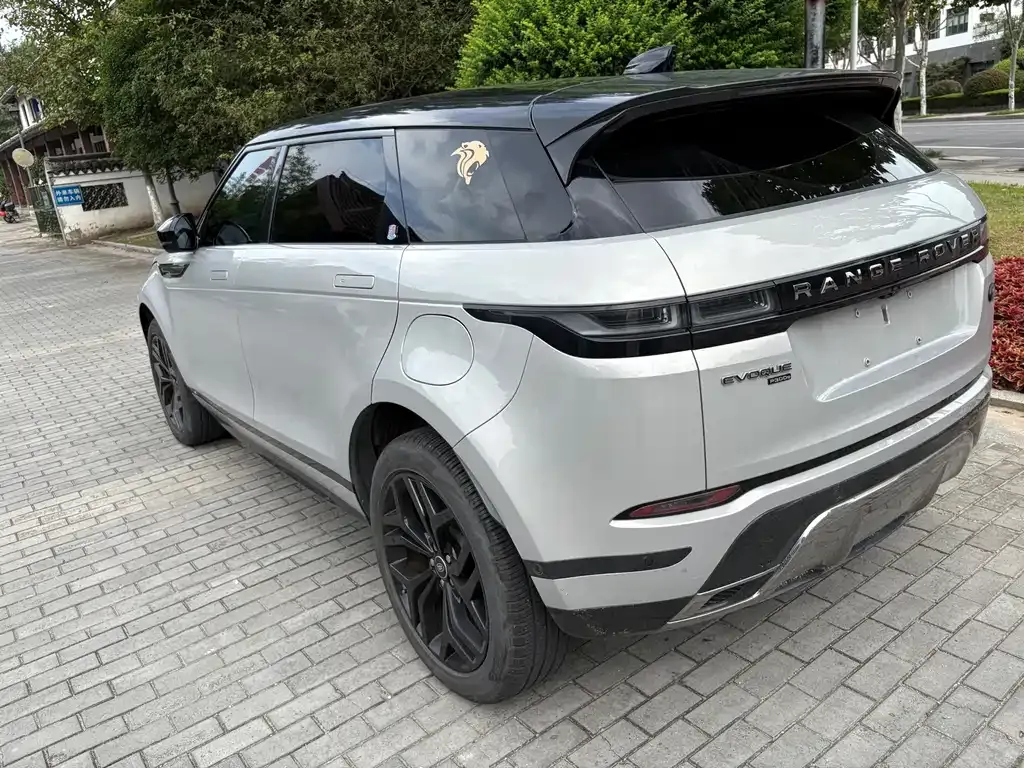 Land Rover Evoque PHEV — фото 6