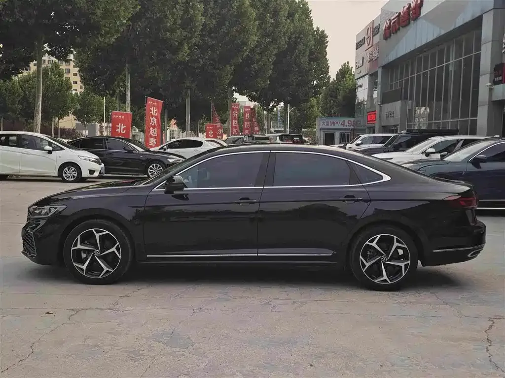 Volkswagen Passat — фото 4